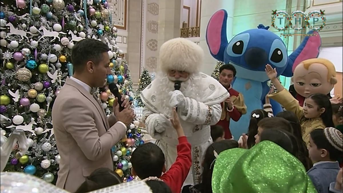 Во дворце «Maslahat köşgi» состоялось новогоднее торжество для детей