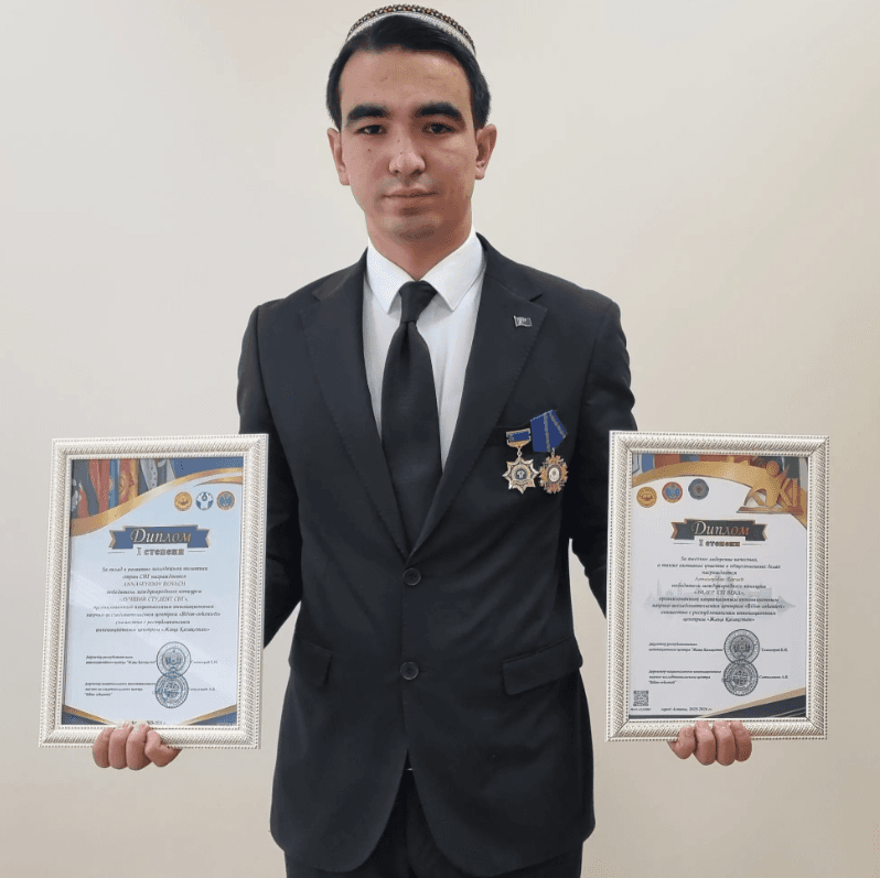 Студент из Туркменистана признан лучшим в СНГ