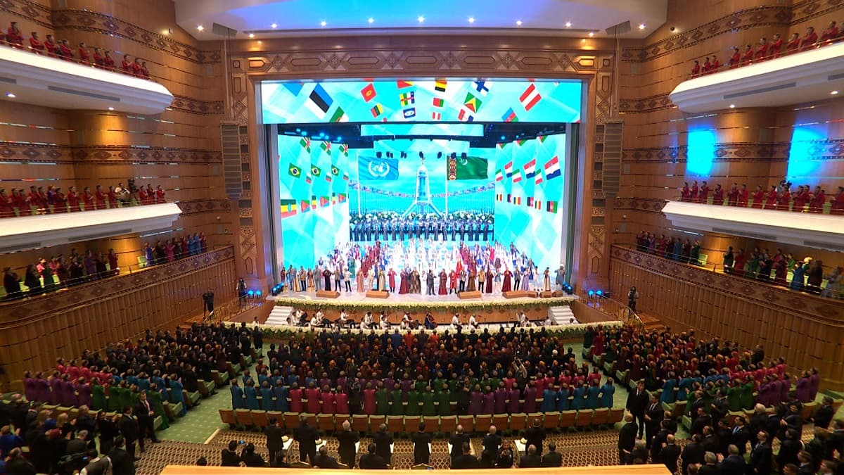 В Ашхабаде прошел концерт к 30-летию Нейтралитета